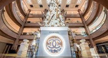 Chanel free perfume sample free polaroid photos at Takashimaya Chanel Wonderland pop-up